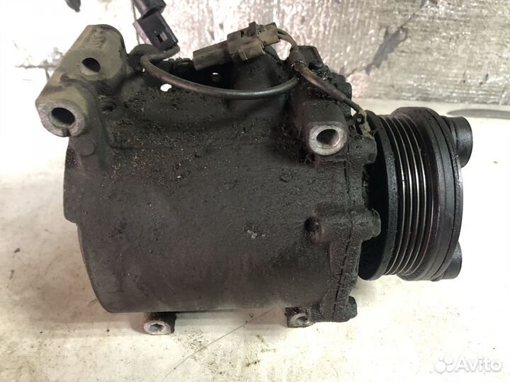 Компрессор кондиционера Mitsubishi Lancer 9