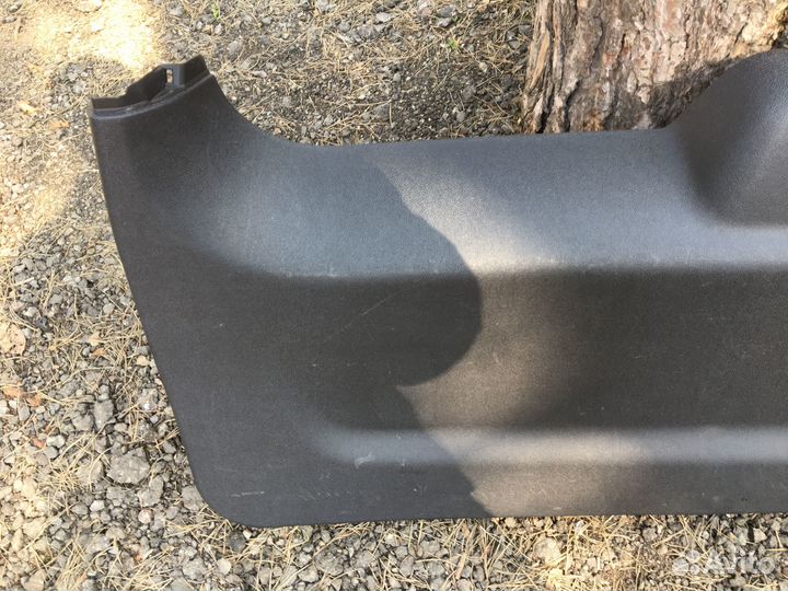 Обшивка двери багажника Chevrolet Tahoe 06-14