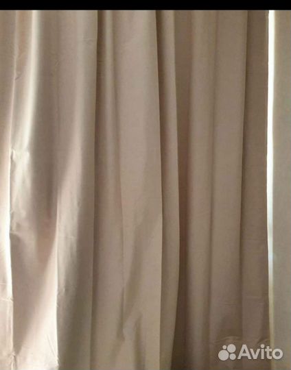 Шторы 2 полотна 2*2.8 блекаут