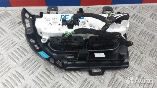 Блок управления печки и климат-контроля ford focus