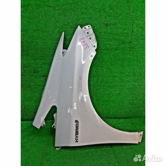 Крыло toyota prius ZVW30 2010