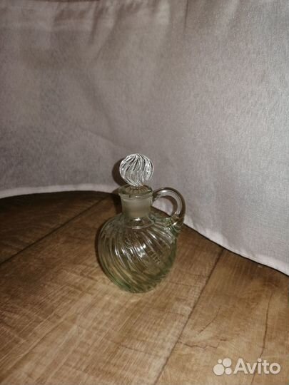 Стеклянный флакон, парфюмерный. СССР