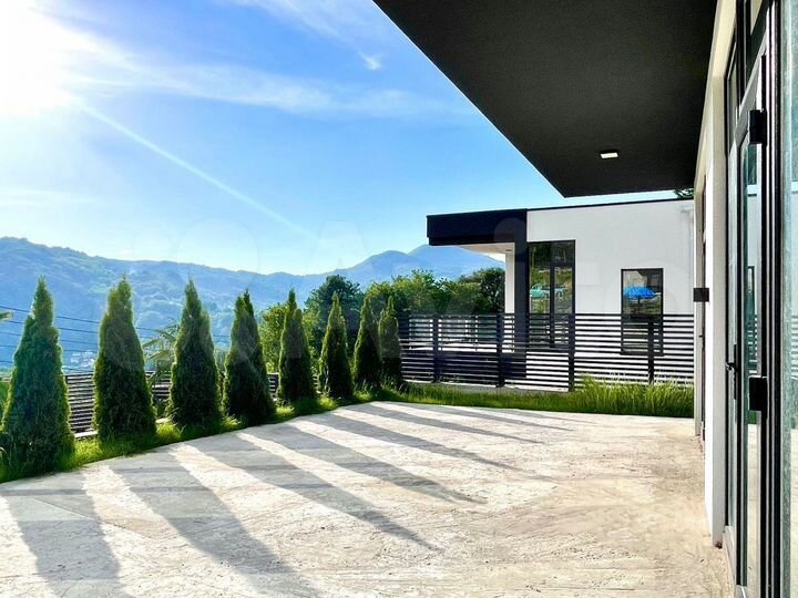 Дом 160 м² на участке 6 сот.