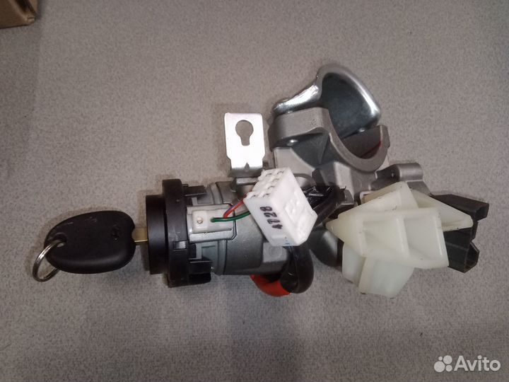 Замок зажигания Хендай Санта Фе 3