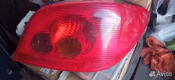 Фонарь задний Peugeot 307 хетчбек KFW TU3JP