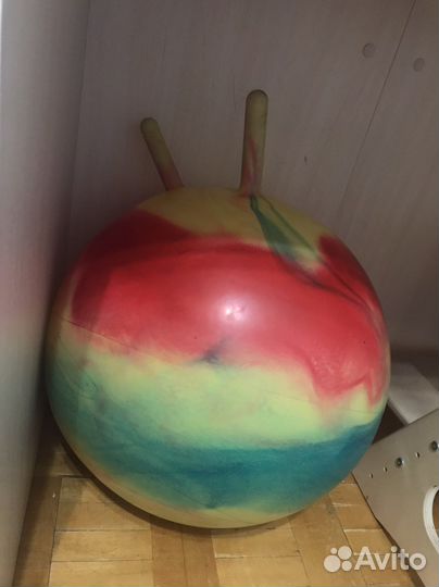 Детский мяч прыгун с рожками