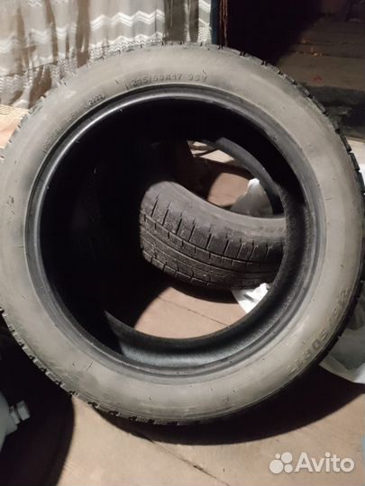 Supermax Touring TM-1 215/60 R17