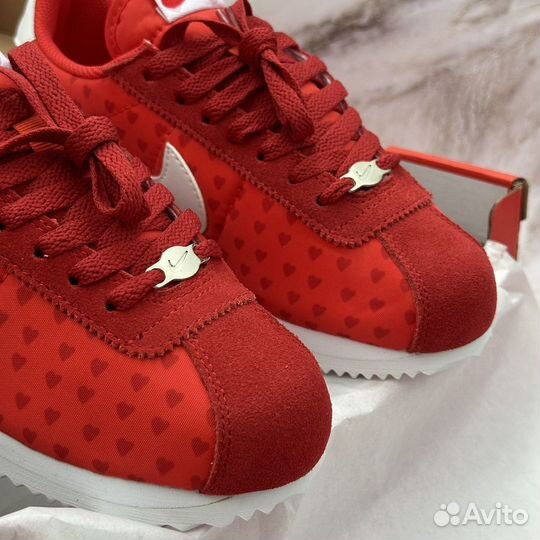 Nike cortez Valentine s Day Red Lovely