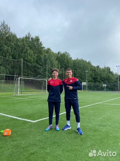 Тренер по футболу