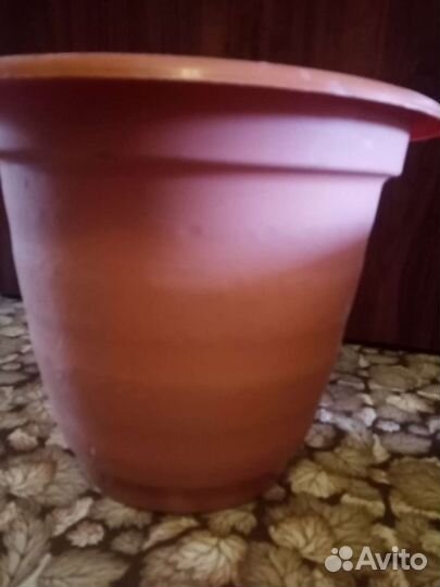 Горшки для цветов пластиковые