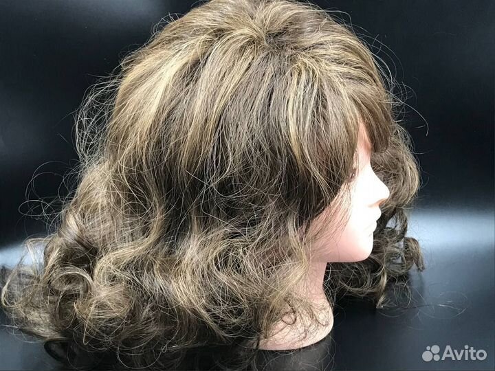 35750 синтетический коричневый волнистый парик