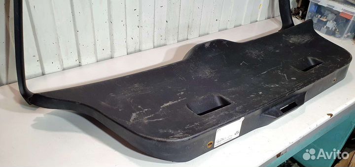 Обшивка двери багажника BMW E36 универсал