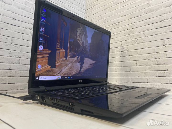 Производительный ноутбук ICL i5 / 6 gb / SSD + HDD