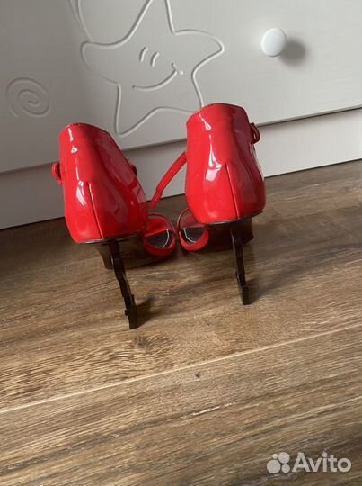 Туфли женские 38 размер новые