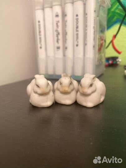 Семейство фигурок Зайчиков