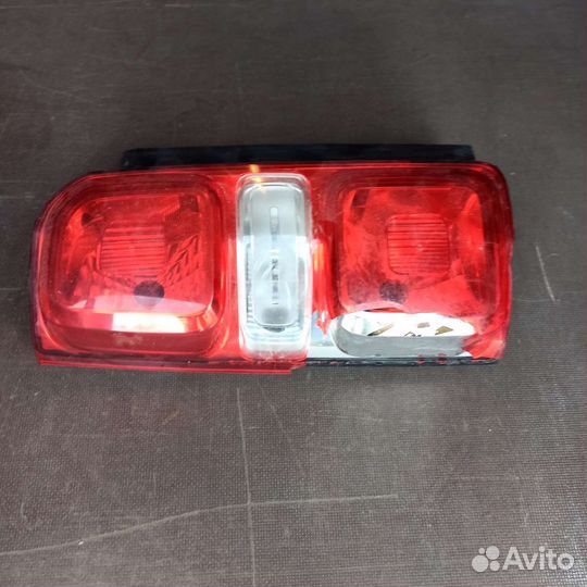 Фонарь задний левый Peugeot Expert depo 9808243180