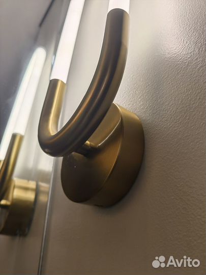 Дизайнерский светильник / бра