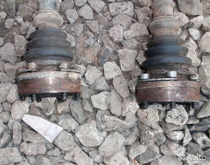 Привод левый Audi 100 C4 2.0