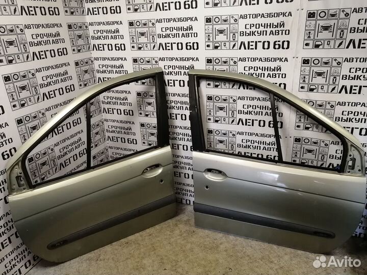 Дверь для Renault Scenic 1