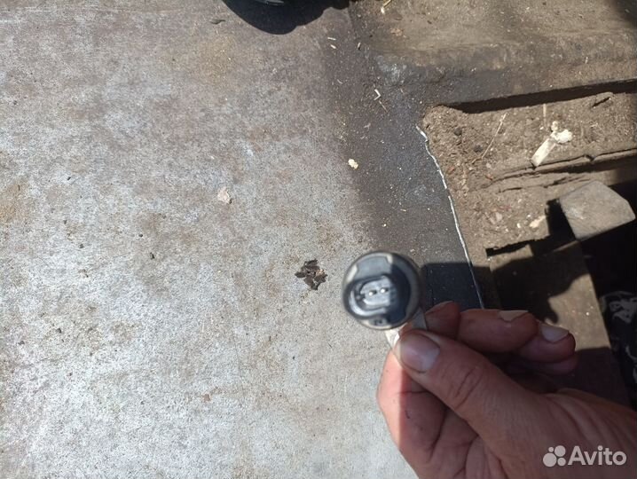 Датчик фазорегулятора Geely Emgrand ес7