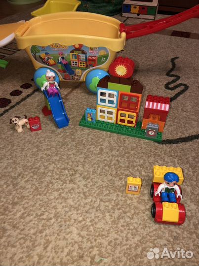 Игрушки.Конструктор в тележке,пальчиковый театр