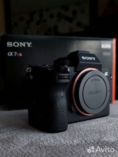 Sony Alpha A7R III