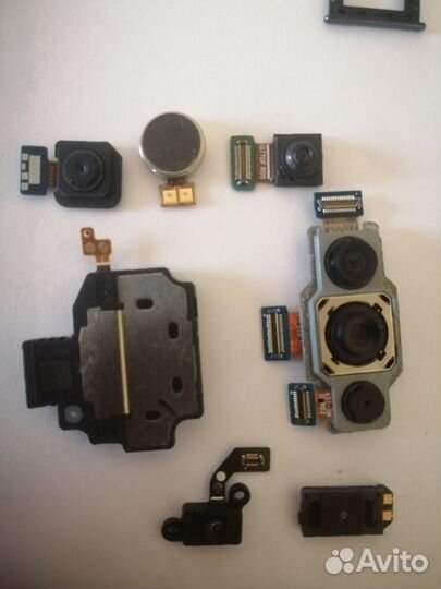 Запчасти на телефон Samsung A51