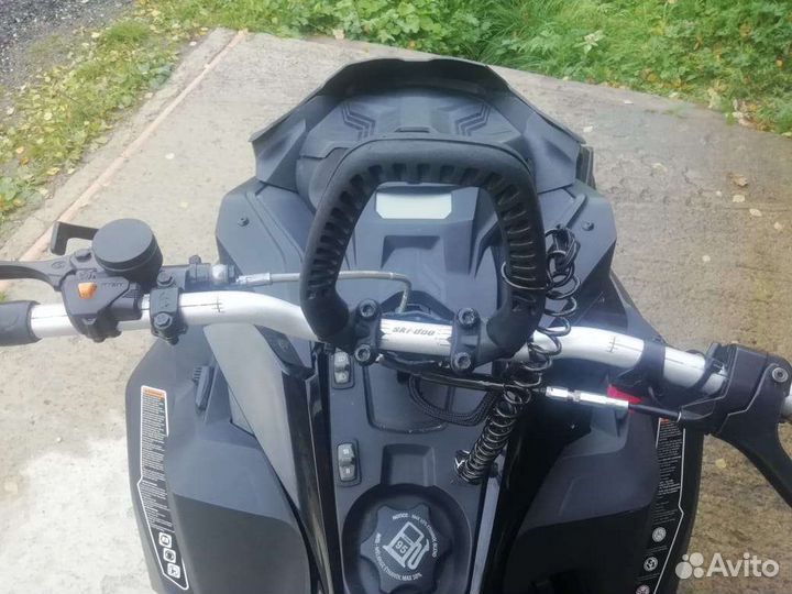 В разбор снегоход BRP SKI DOO summit 850 G4 165