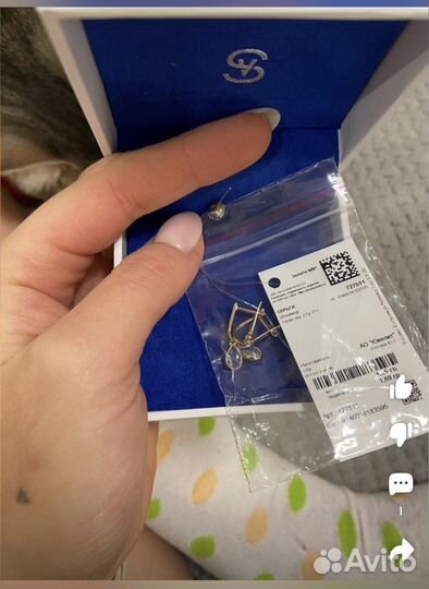 Золотые серьги с топазом