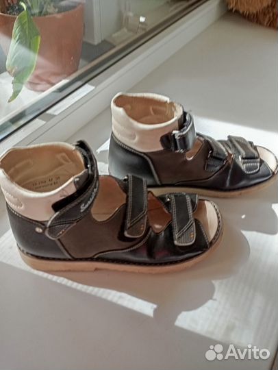 Ортопедические сандали