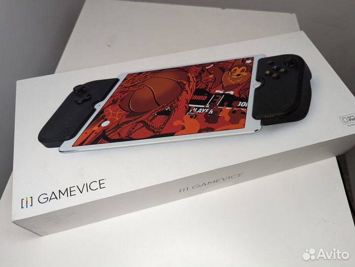 Gamevice контроллер для iPad