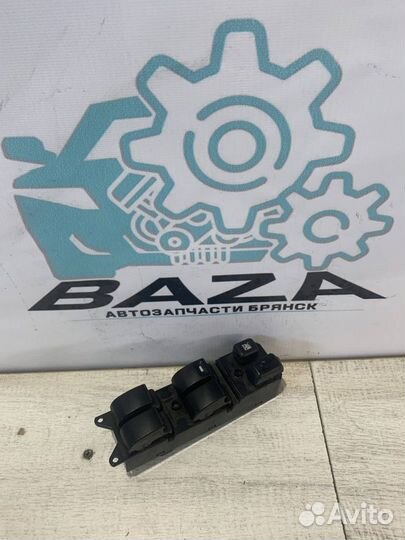 Блок кнопок стеклоподъемников Mitsubishi Lancer 10