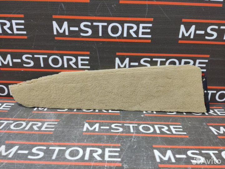 Накладка салазки сиденья передняя правая