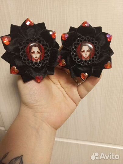 Резинка для волос Венсдей Адамс