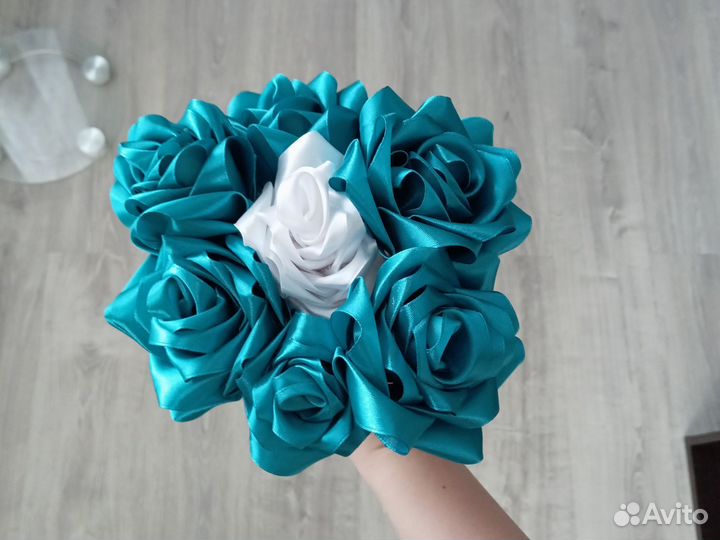 Букет из атласных лент