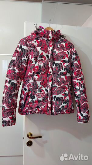 Спортивная куртка женская