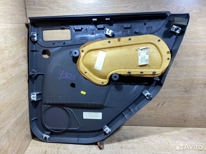 Обшивка задняя левая Ford Focus 2 79125