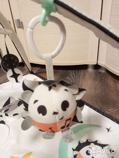 Детский развивающий коврик tiny love