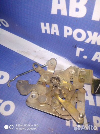 Задний правый замок двери Газ Волга 31105 седан