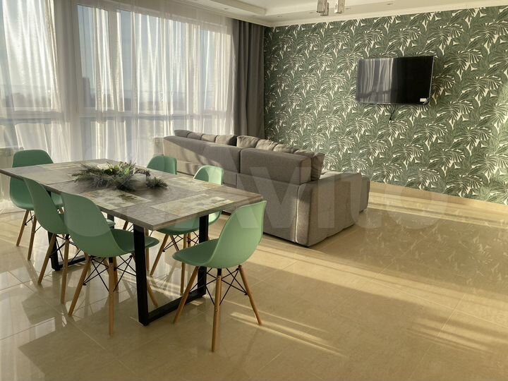 2-к. квартира, 81 м², 11/15 эт.