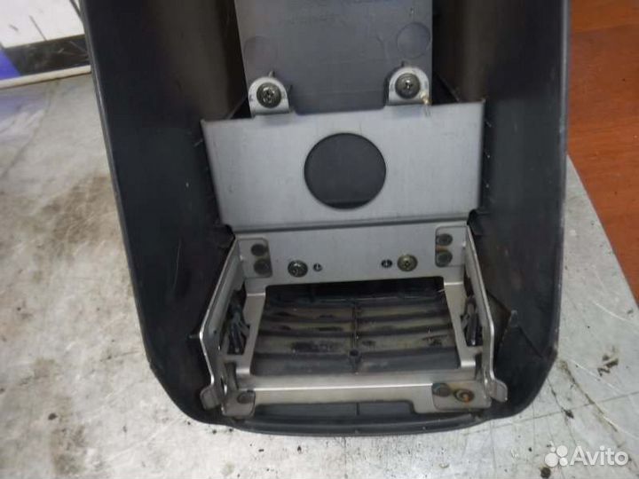 Консоль между сидений Nissan Ad QG15 2000