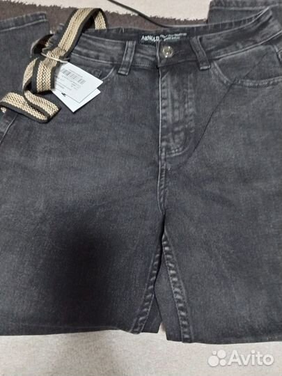 Джинсы мужские