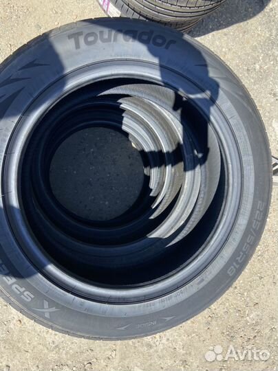 Tourador X Speed TU1 225/55 R18 98