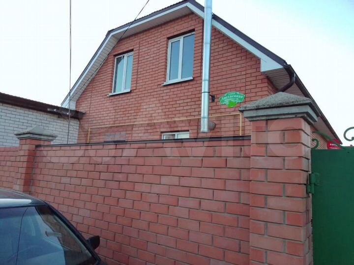 Дом 192,8 м² на участке 8,3 сот.