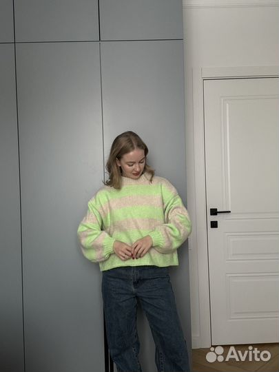 Свитер женский bershka