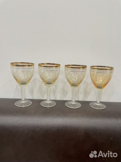 Бокалы стеклянные с позолотой