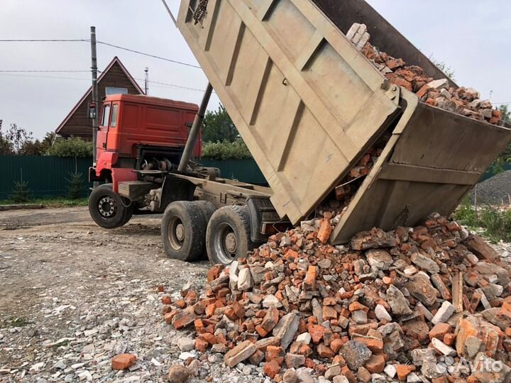 Кирпичный бой