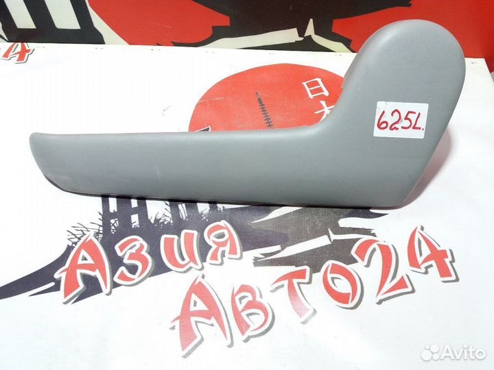 Обшивка деталей салона Toyota Corolla Axio NZE141