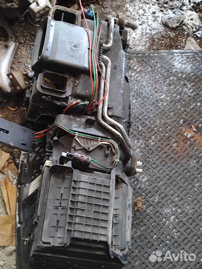 Корпус печки Mercedes W210