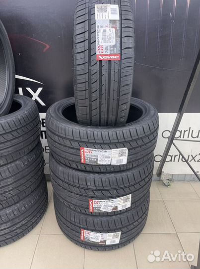RoadX RXMotion U11 245/40 R19 и 275/35 R19